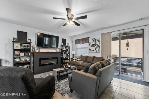 2385 Christi Lakes Court Jacksonville FL 32221