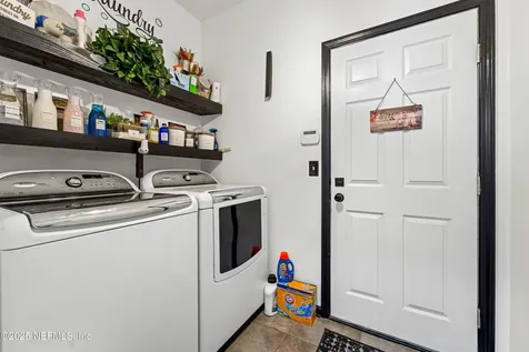 2385 Christi Lakes Court Jacksonville FL 32221