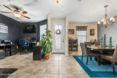 2385 Christi Lakes Court Jacksonville FL 32221