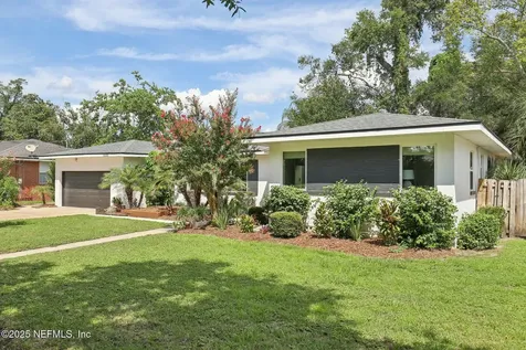 4333 Silverwood Lane Jacksonville FL 32207