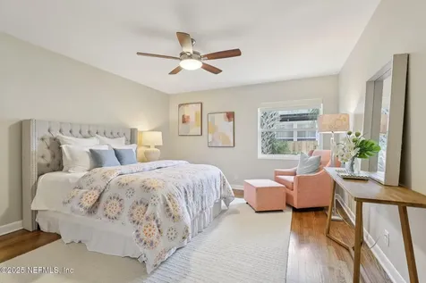 4333 Silverwood Lane Jacksonville FL 32207