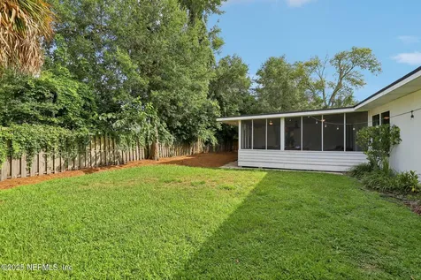 4333 Silverwood Lane Jacksonville FL 32207