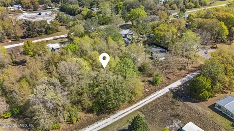 124 Ambrose Avenue Satsuma FL 32189
