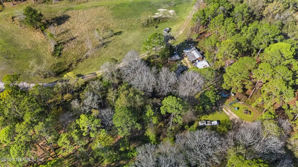 107 Joy Avenue Interlachen FL 32148