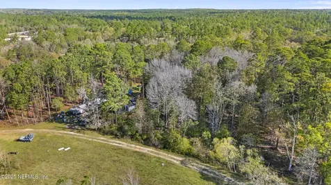 107 Joy Avenue Interlachen FL 32148