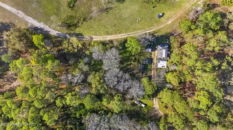 107 Joy Avenue Interlachen FL 32148