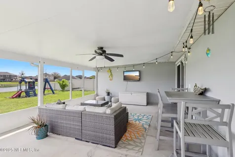2448 Royal Pointe Drive Green Cove Springs FL 32043