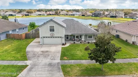 2448 Royal Pointe Drive Green Cove Springs FL 32043