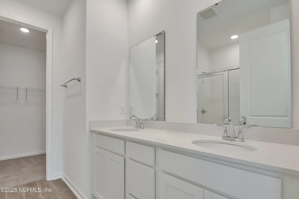 2588 Chiefland Lane Jacksonville FL 32254