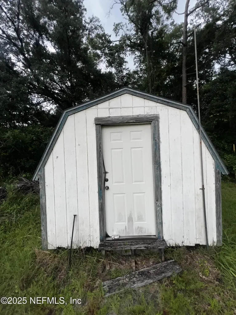 2731 Howard Road Middleburg FL 32068