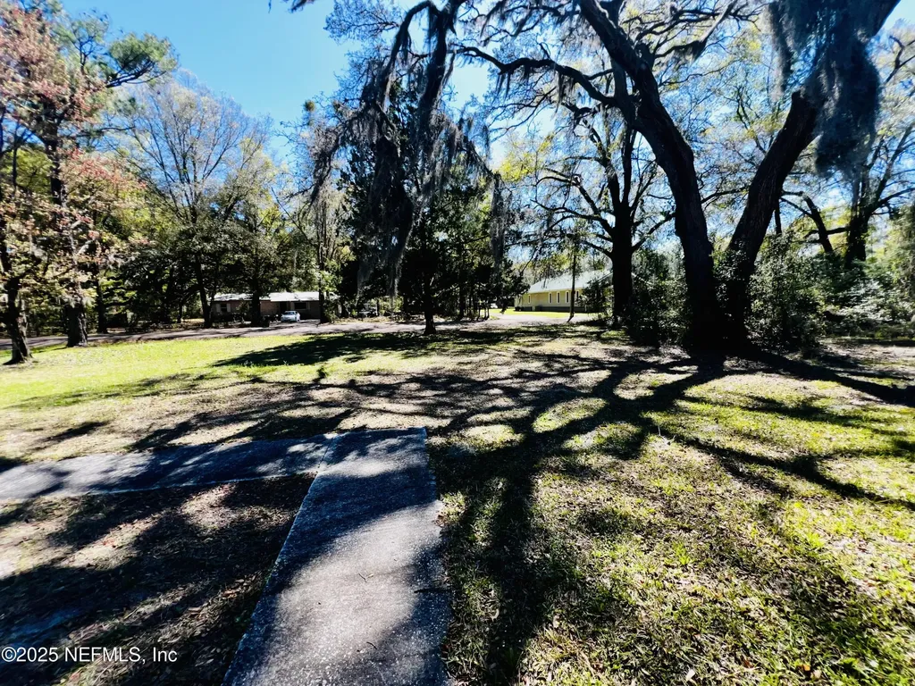 2731 Howard Road Middleburg FL 32068