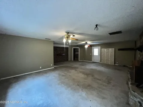 2731 Howard Road Middleburg FL 32068