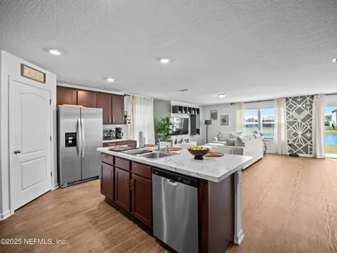 2741 Oak Stream Drive Green Cove Springs FL 32043