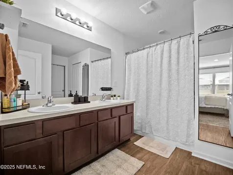 2741 Oak Stream Drive Green Cove Springs FL 32043