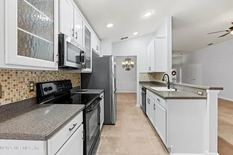 9110 Honeybee Lane Jacksonville FL 32256