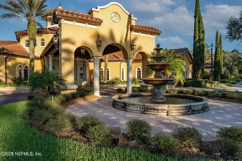 9110 Honeybee Lane Jacksonville FL 32256