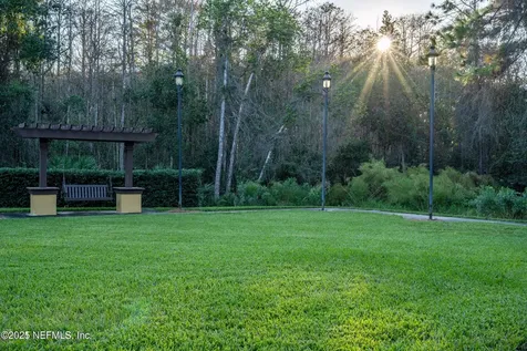 9110 Honeybee Lane Jacksonville FL 32256