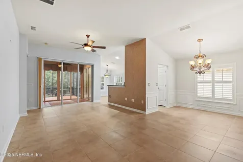 9110 Honeybee Lane Jacksonville FL 32256