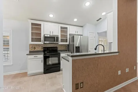 9110 Honeybee Lane Jacksonville FL 32256
