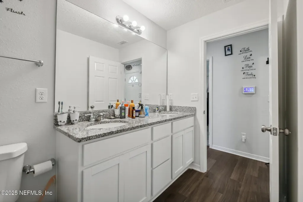 6212 Leona Street Jacksonville FL 32219