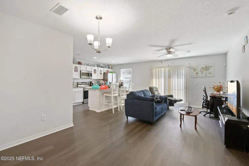 6212 Leona Street Jacksonville FL 32219