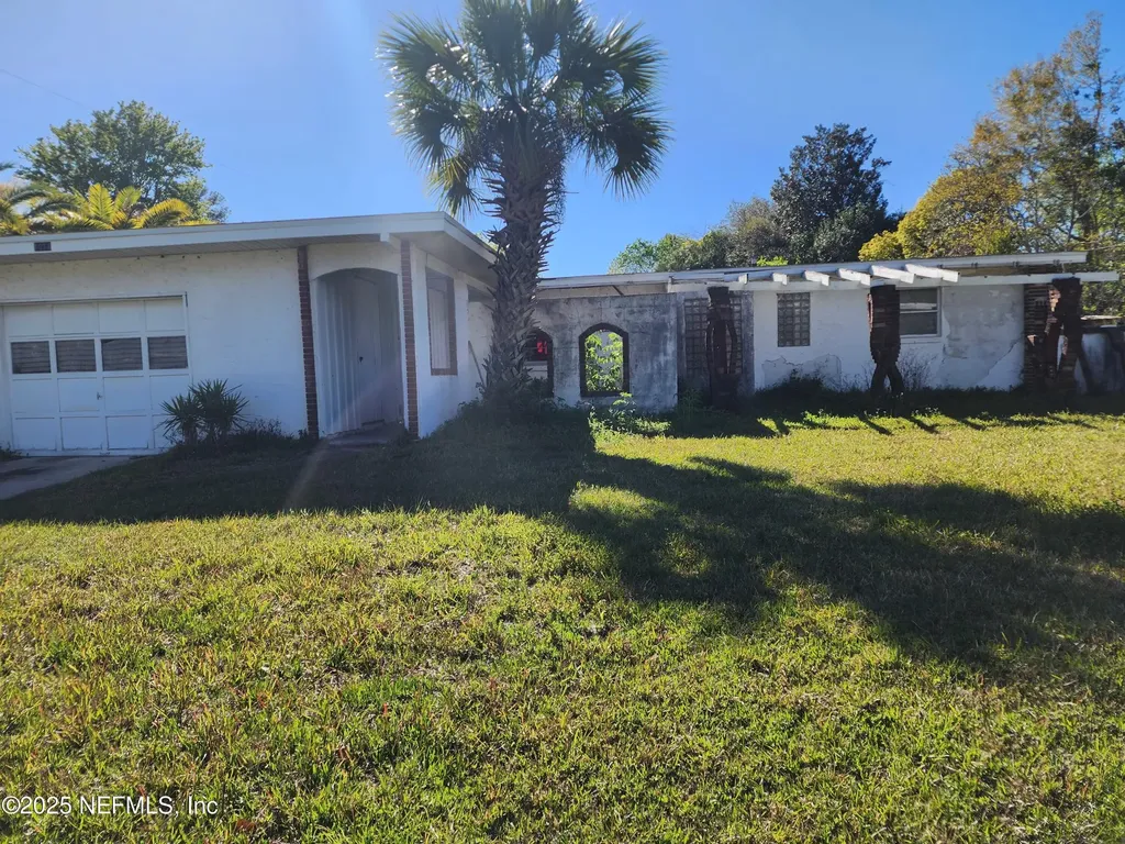 1014 La Marche Drive Jacksonville FL 32205