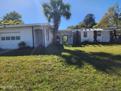 1014 La Marche Drive Jacksonville FL 32205