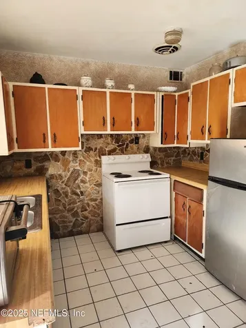 1014 La Marche Drive Jacksonville FL 32205