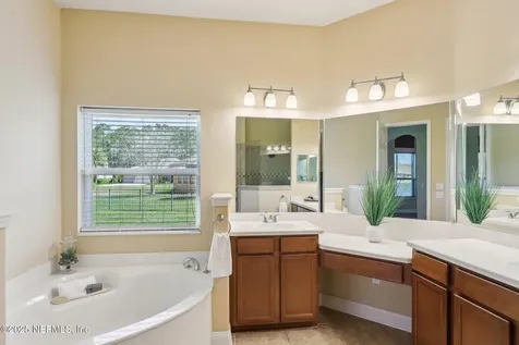 1382 Coopers Hawk Way Middleburg FL 32068