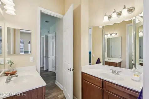 1382 Coopers Hawk Way Middleburg FL 32068
