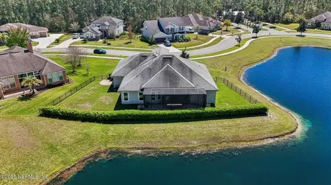 1382 Coopers Hawk Way Middleburg FL 32068