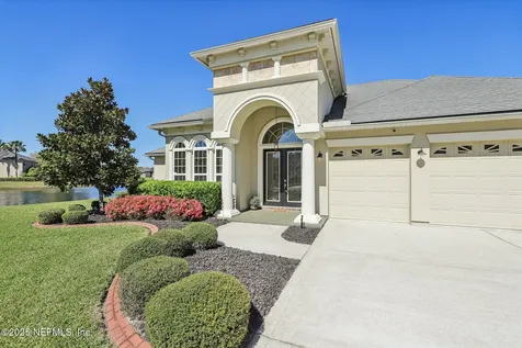1382 Coopers Hawk Way Middleburg FL 32068