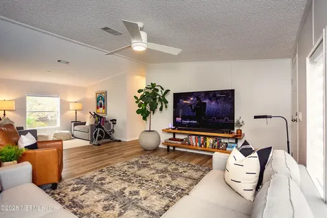 9839 NW 38th Terrace Branford FL 32008