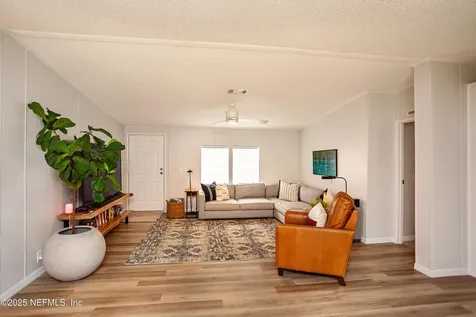 9839 NW 38th Terrace Branford FL 32008