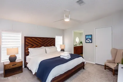 9839 NW 38th Terrace Branford FL 32008