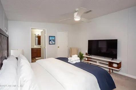 9839 NW 38th Terrace Branford FL 32008