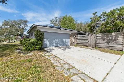 8401 Country Creek Boulevard Jacksonville FL 32221