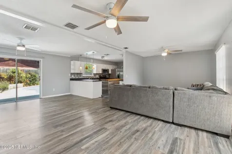 8401 Country Creek Boulevard Jacksonville FL 32221