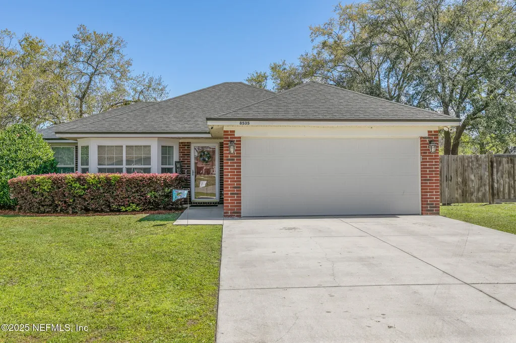 8535 Lori Ann Court Jacksonville FL 32220