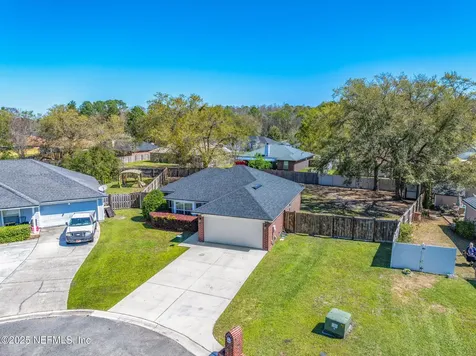 8535 Lori Ann Court Jacksonville FL 32220