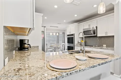 8535 Lori Ann Court Jacksonville FL 32220