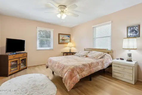 15321 Cape Drive S Jacksonville FL 32226