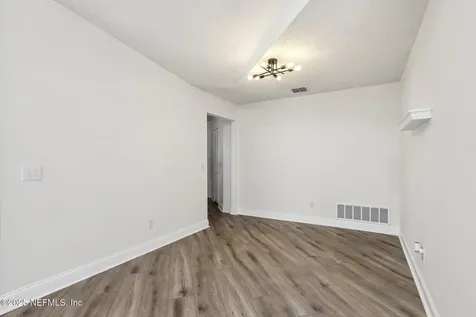 1468 Classic Oak Court Jacksonville FL 32225