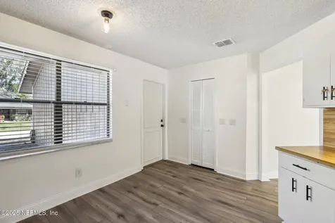 1468 Classic Oak Court Jacksonville FL 32225