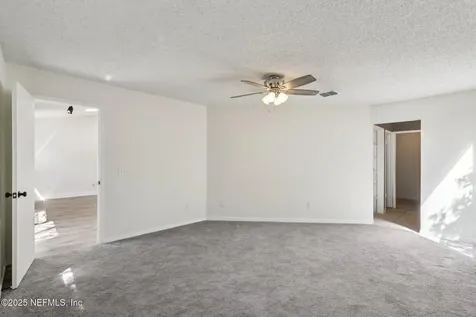 1468 Classic Oak Court Jacksonville FL 32225