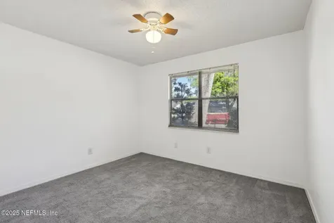1468 Classic Oak Court Jacksonville FL 32225