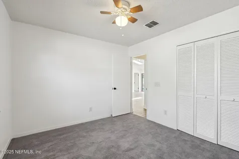 1468 Classic Oak Court Jacksonville FL 32225