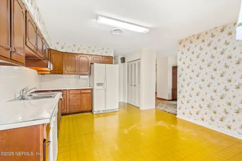 111 Nancy Place Palatka FL 32177