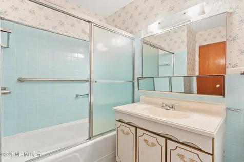 111 Nancy Place Palatka FL 32177