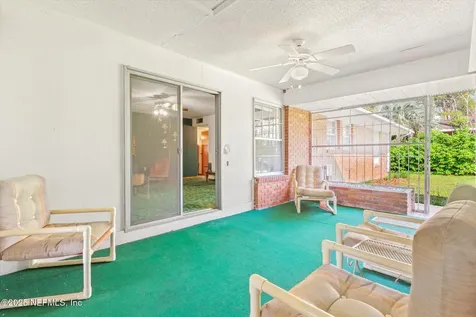 111 Nancy Place Palatka FL 32177